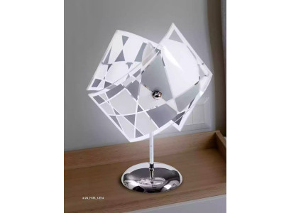 Eleganta galda lampa Moderns kristāla kronšteins Pelēka galda lampa jauna