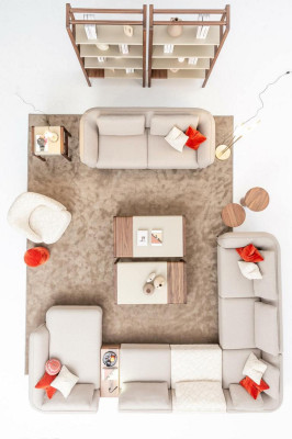 Sofas komplekts 2+1 sēdvietu Ā-veida dīvāns dzīvojamā istabā Komplektā Luxus dīvāni