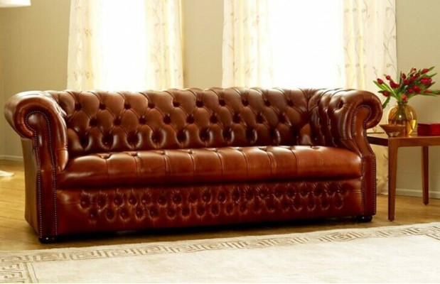 Brūnais Chesterfield 3-vietīgs dizainera dīvāns Stilīga sofa