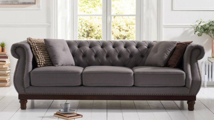 Pelnbaltā Chesterfield stila dīvāna dīvāns apsēdēs auduma dīvāns dizainera 3-vietīgs.