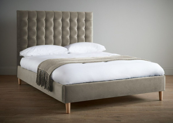 Pelēks luksusa "Chesterfield" divguļamais gultas izvilkums miegaistaba gulta