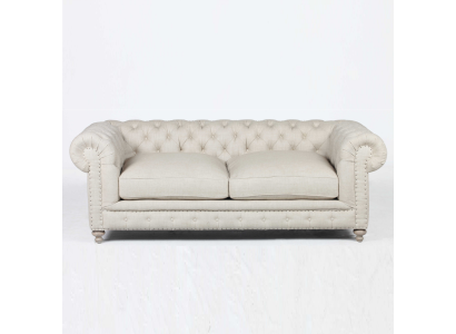 Baltais Chesterfield luksusa trīsējvietīgais modernais 3-sēdvietīgais dīvāns.