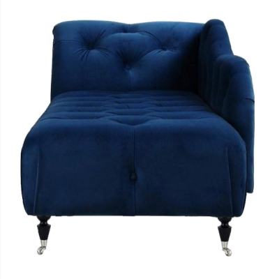 Elegants divāns Chesterfield ar pogām zīda gabalas diwan.