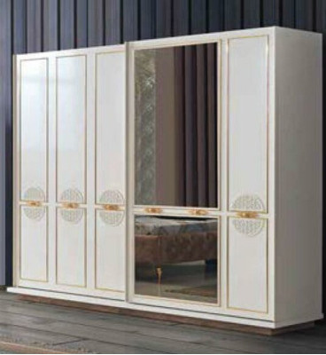 Ekskluzīvs 5 daļisks luksusa guļamistabas komplekts augstākās kvalitātē.