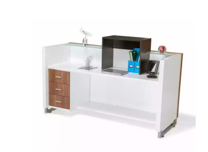 Recepcija - viesu uzņemšanas galda viesnīca galds mēbeles krēsls prakse birojs