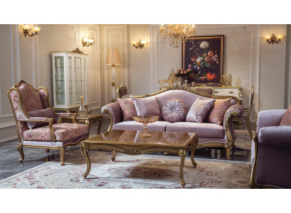 Sofas ar 3+2+1 sēdvietām, galds, dīvāns, dīvāns dīvāns un dīvāns.