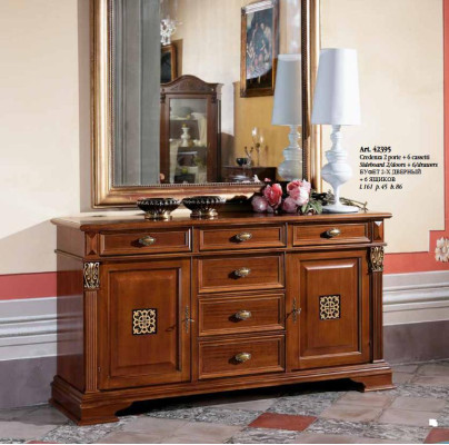 Komode Galda skapītis Skapis Garderobe Sideboard Itāļu mēbeles Antikvariskais stils Koks