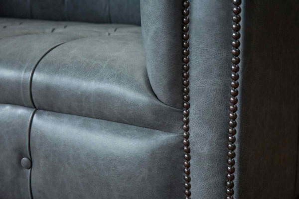 Chesterfield Dīvāns Dīvāns Polster Sofas Klasiskais 2-vietīgs pārklājums no ādas