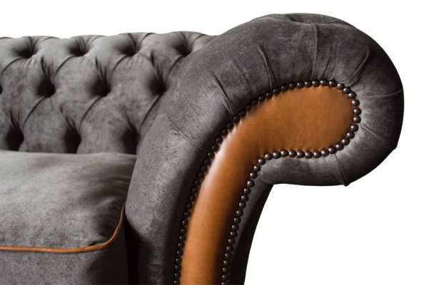 Chesterfield sofa 3 sēdvietas dizaina dīvāns polsterēts audums pelēks