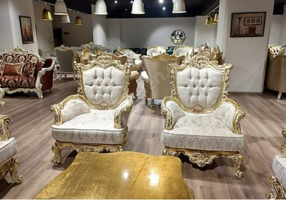 Sofas komplekts 3+1 vieta Grezns zelta kafijas galds viesistaba 3 daļas.