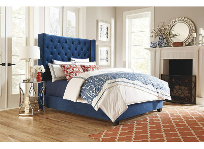 Chesterfield guļamistaba ar divvietīgajiem gultas dizainiem, kāzu gulta, luksusa gults viesnīcā.