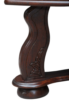 Īsts roku darbs, koka galds, dīvāna galds, palīggalds, jauns dīvāns, klasiski.