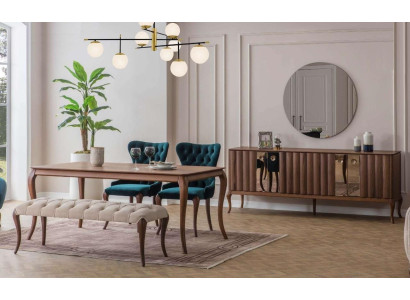 Brūnbalta ēdamistabas mēbeļu Chesterfield dizainera krēsls ar luksusa ēdamgaldiem.