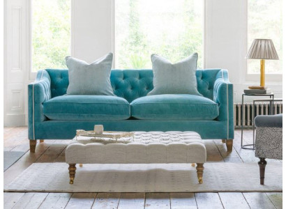 Chesterfield dīvāns ar 2 vietām, dizaina dīvāns, ar apjomīgām mēbelēm, divvietīgs.