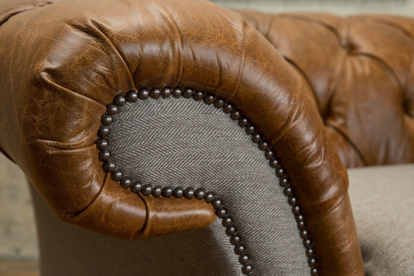 Česterfīldas dizaina auduma dīvāns krēsliņš 1,5-vietīgs mīkstie dīvāni lounga klubs jauns