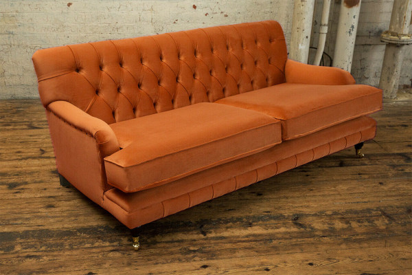 Chesterfield divāns, sēdeklis izturīgs un augstas kvalitātes, trīsvietīgs divāns