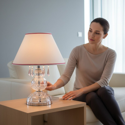 Galds lampa antīkā stilā korona lampa kristāla lampas gaismas apgaismojums
