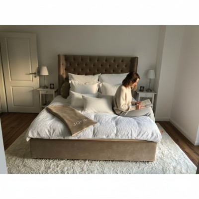 Chesterfield gulta pārklāta divu viesu guļamistabas gulta 140x200cm brūns jauns