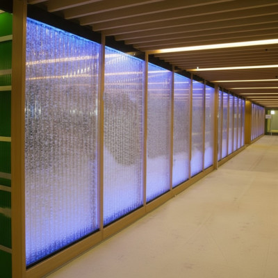 Separācijas siena Polica Skapis Ūdens siena Kolonna Sienas LED 60x240 Ūdens sienas Waterwall
