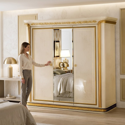 Skapis guļamistabā koka skapis 3 durvis skapji Lux arredoclassic.