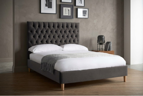 Gulta Chesterfield Polsterbett Luxus Doppel Schlafzimmer Designbett Betten.