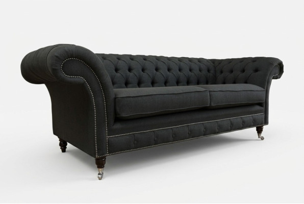 Melns mūsdienīgs Chesterfield stila trīsvietīgais luksusa dīvāns