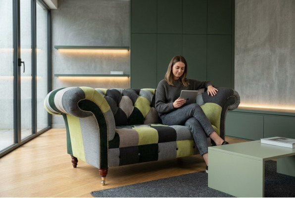 Dizainera Chesterfield dīvāns 2 vietas Dīvāns Polster Sofas Auduma dzīvojamā istaba Dīvāns.