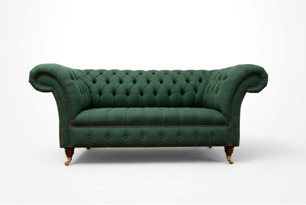 Klasiskā polstermöbelu Chesterfield greznā dīvāna auduma ādas saliekamais dīvāns.