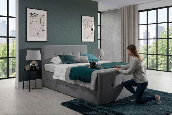 Chesterfield gultas apģērbs divvietīga gulta xxl dizaina luksusa boxspring gulta.
