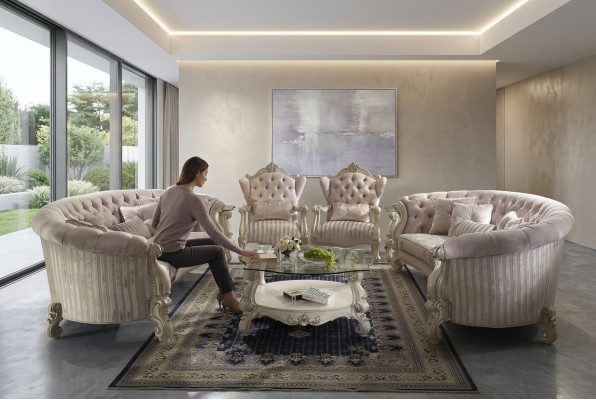 Sofa komplekts Ar klasiskiem 4 viensēdiem un 4 divvietīgajiem češu flīzēm.