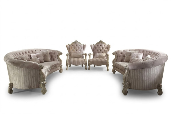 Sofa komplekts Ar klasiskiem 4 viensēdiem un 4 divvietīgajiem češu flīzēm.