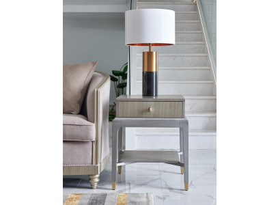 Beistelltisch - Pavadzīmes galdiņš Couchtisch - Dīvāngalda Schlafzimmer - Guļamistaba Kommode - Komoda Tische - Galdi Konsolen - Konsolēs Design - Dizains