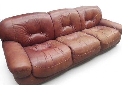 Chesterfield klasiskais trīsvietīgais dīvāns dzīvojamās telpas apdarei, auduma dīvāns ar 3 sēdvietām.