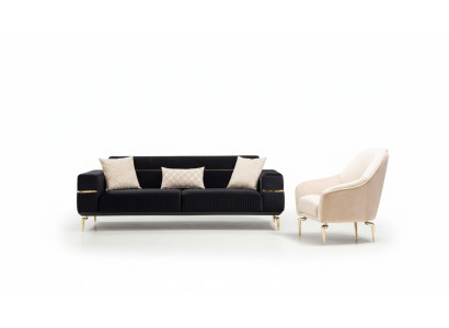 Sofas izgatavots no 3+1 sēdvietīgām dīvāna garnitūrām ar dizainera mēbelēm un polsterēm.