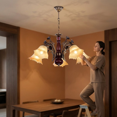 Gaišspuldzes ziedi griestu lampa balkonā lustra ___ ___ ___.