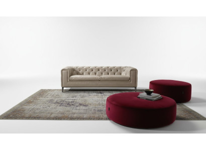 Dīvāns 3 sēdvietas dzīvojamā istabā Chesterfield mēbeles dizains luksusa Itāļu stilā Beža krāsā.