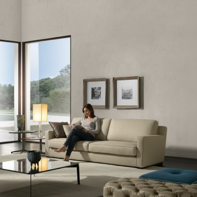Dizaina audums 3-vietīgā pelēka gulta Elegant Sofa ar polsterējumu Prianera dzīvojamajā istabā