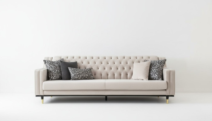 Klasiskais Chesterfield divguļama mēbeļu dīvāns ar 3 sēdvietām, krāsa beige.