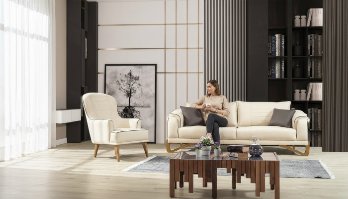 Sofas komplekts smilškrāsā ar koka rāmi, 3+1 sēdvietu dīvāns galdi.