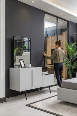 Izsmalcināts minimalistisks skapis guļamistabai modernā stilā