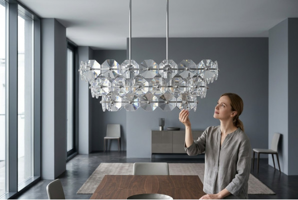Lustra griestu lampa lampa apgaismojums dzīvojamā istabā sudraba lampas