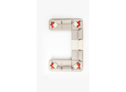 Stūra dīvāns U veidā, luksusa dzīvojamā istaba, beige mīkstā sofa, moderns stils, jauns.