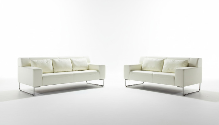 Sofagarnitūra Moderne Couch 3+2 Sēdvietu dīvāns 2 gab. Itāļu sēdvietas.