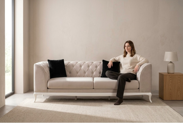 Dzīvojamā istaba auduma dīvāns trīsvietīgs Chesterfield Couch Sofa 3 sēdvietas gaiši brūns audums