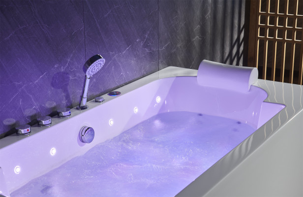 Viesu vanna LED vanna Spa iekštelpu vanna hidroterapija.