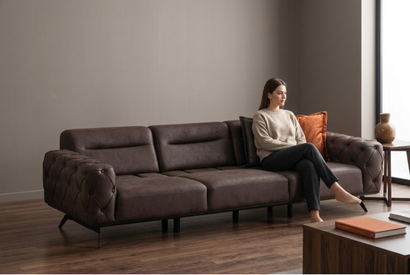 Chesterfield četrvietais dīvāns Brūns dīvāns 4 sēdvietu mīkstais dīvāns auduma dīvāns
