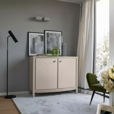 Sideboard Kommode Skapis Klasiskās luksusa kommode Dzīvojamā istaba Bāziģas krāsā