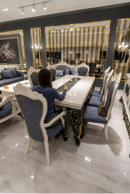 Lielisks ēdamistabas komplekts Stilīgs ēdamgalds 4 krēsli Elegantais komplekts jauns