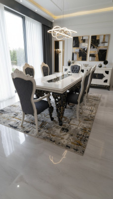 Lielisks ēdamistabas komplekts Stilīgs ēdamgalds 4 krēsli Elegantais komplekts jauns