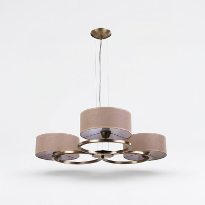 Gaismas lustra. Moderns sienas lamps dzīvojamajai istabai ar luksusa lampu.